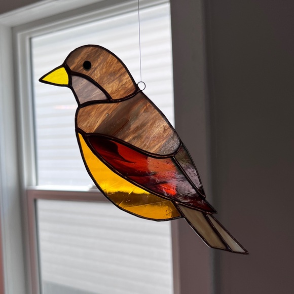 8” Stained glass sun catcher robin - Picture 3 of 4